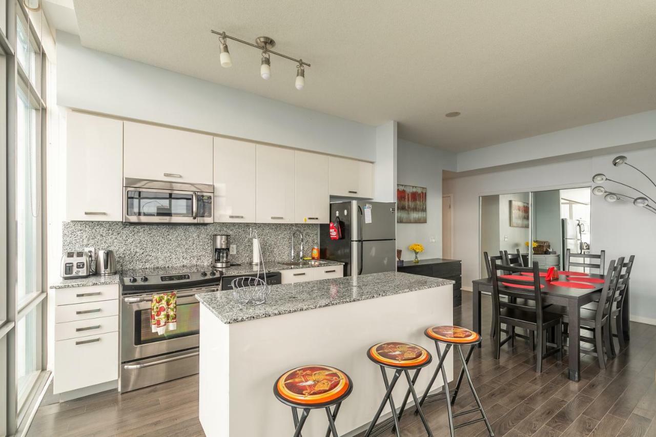 Unbelievable Penthouse View With 3 Bedrooms Toronto Exterior photo
